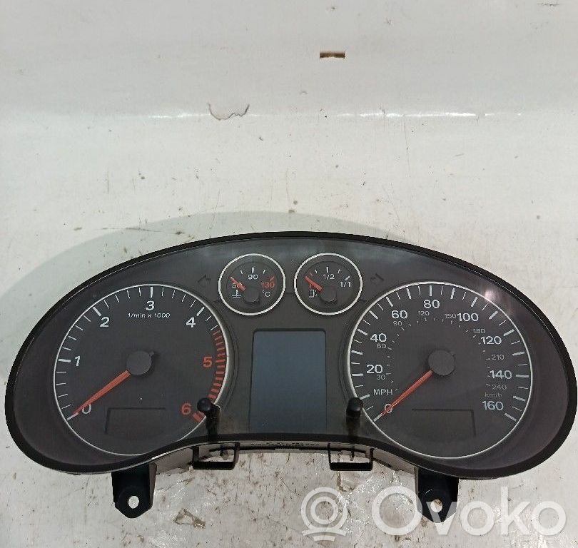Speedometer (instrument cluster)   8P0