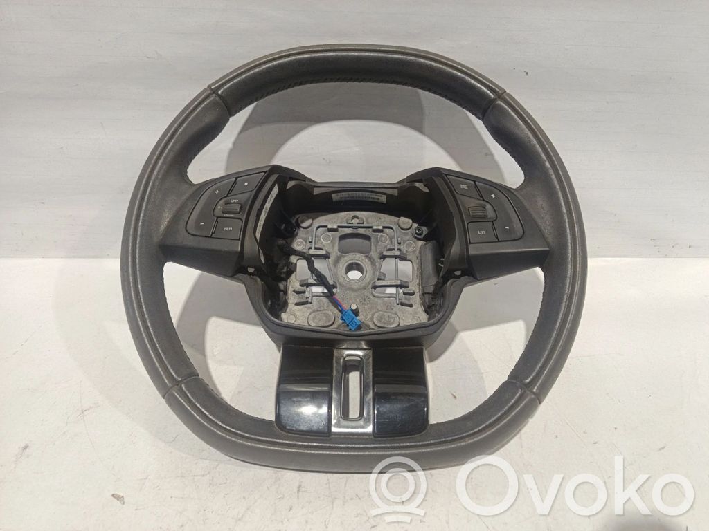 Volant   34138518B