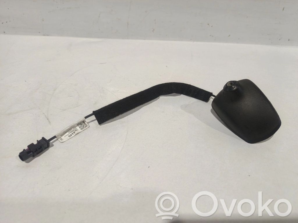 Opel Corsa E Radio antenna 