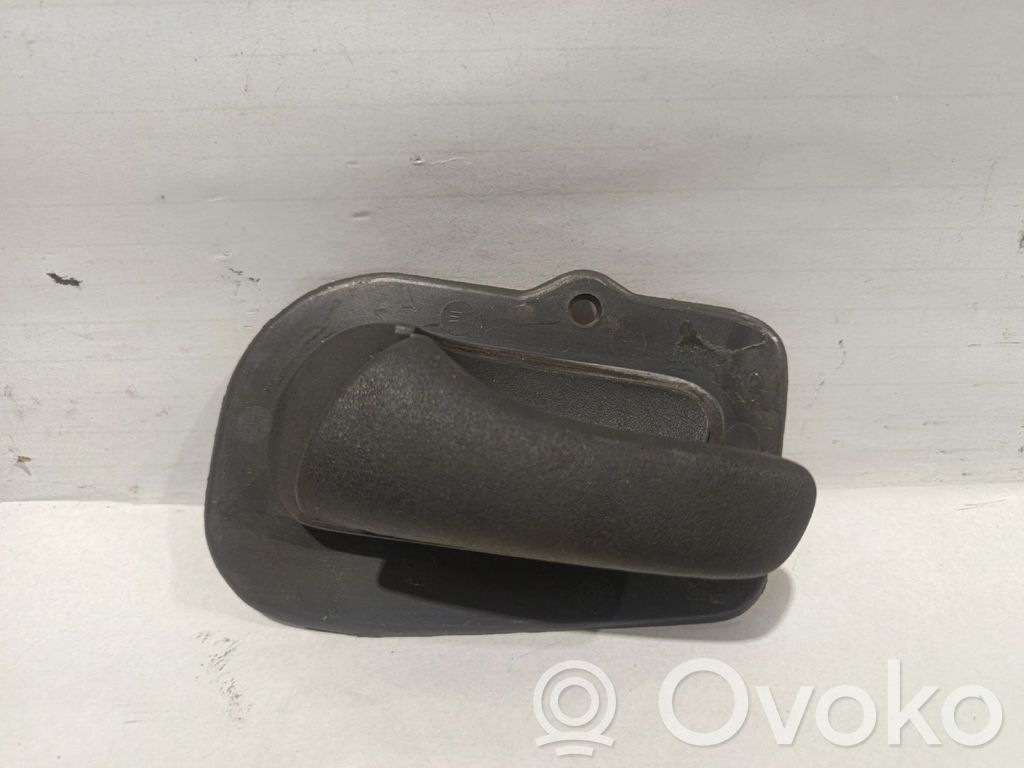 Opel Corsa B Manecilla interna puerta delantera 