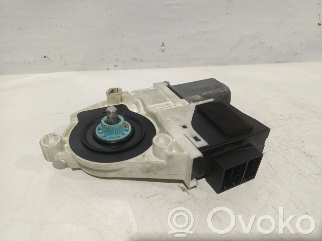 Seat Ibiza III (6L) Silnik regulatora szyby drzwi przednich 