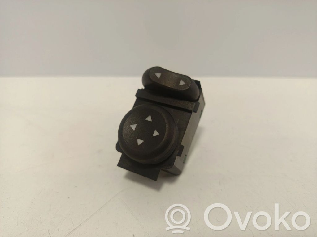 Fiat Tipo Wing mirror switch 