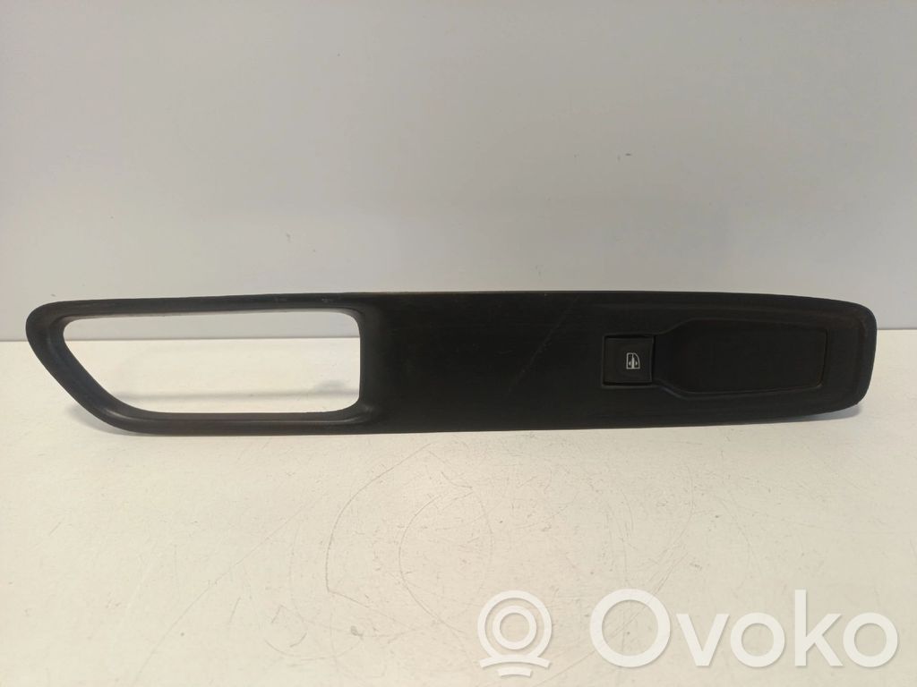 Renault Clio IV Electric window control switch 
