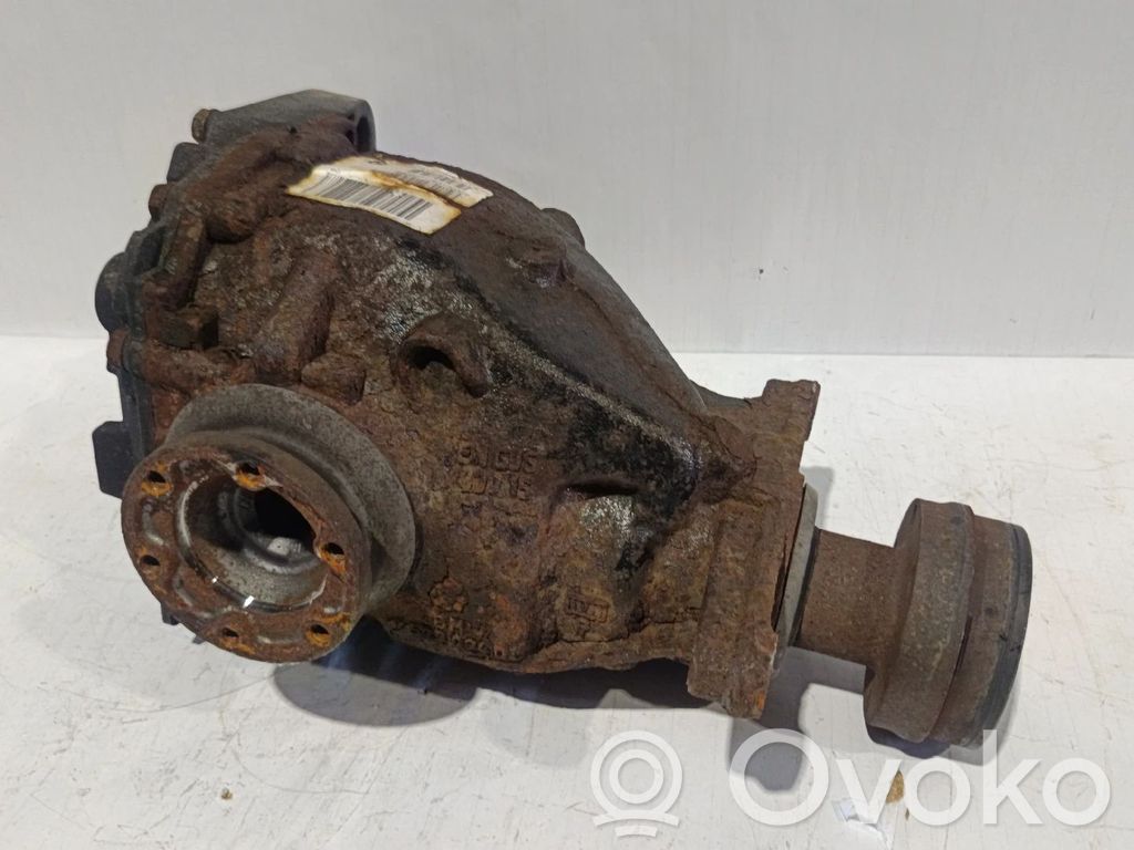 BMW 5 E60 E61 Galinis reduktorius 