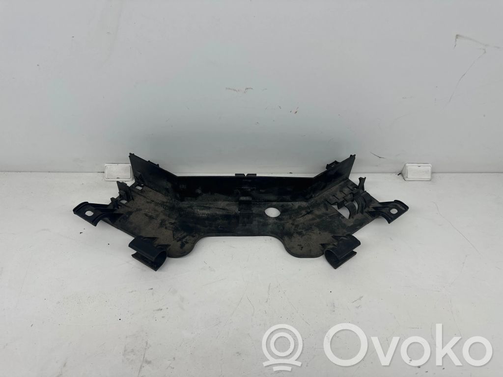 BMW 5 E60 E61 Autres pièces compartiment moteur 