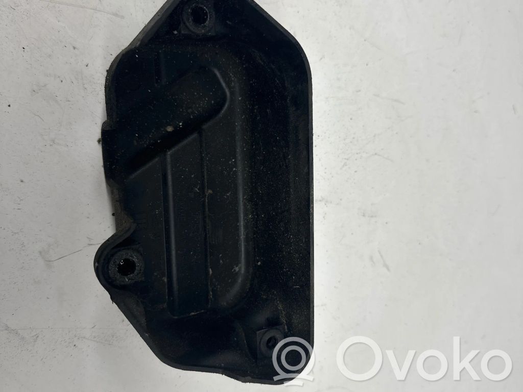 BMW 5 E60 E61 Other engine bay part 