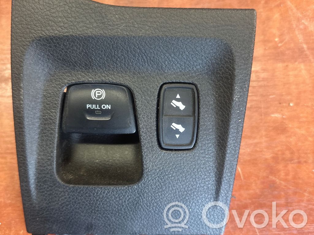 Dodge RAM Steering wheel buttons/switches 