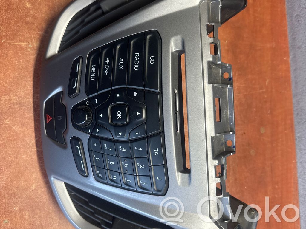 Ford Transit Custom Radio/CD/DVD/GPS head unit 