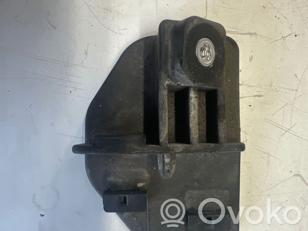 Ford Transit Custom Front bumper mounting bracket 