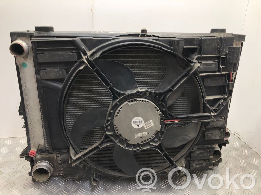 BMW 5 E60 E61 Radiatorių komplektas 