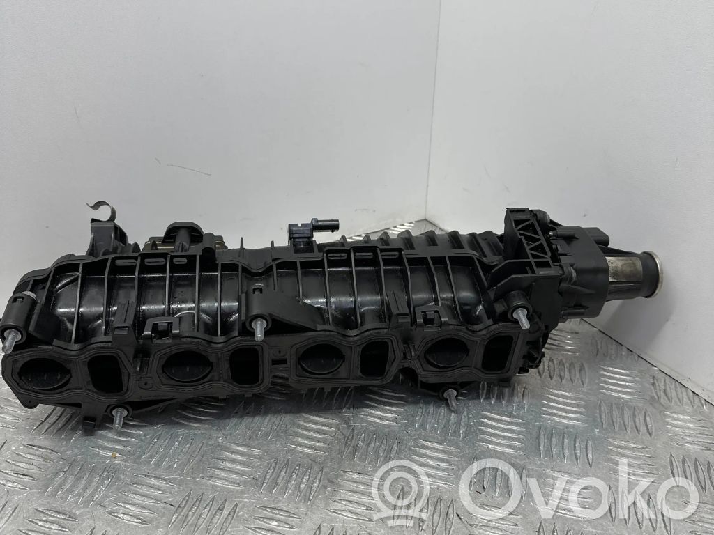BMW 5 F10 F11 Ieplūdes kolektors 