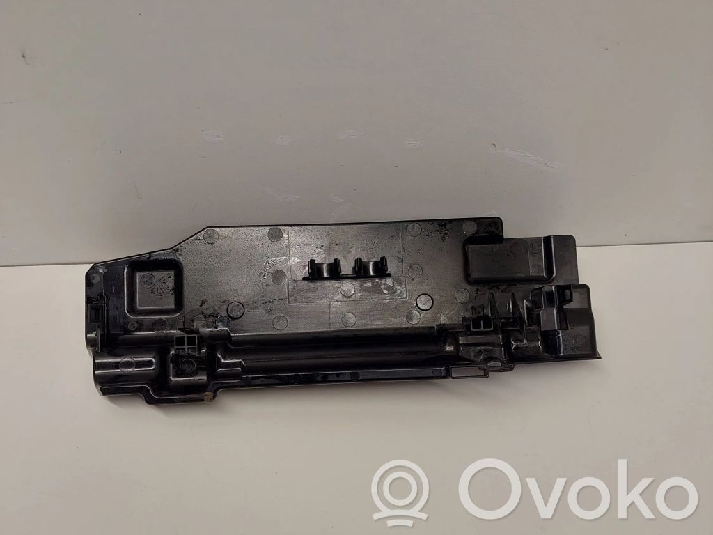 Tesla Model 3 Generatoriaus kronšteinas 