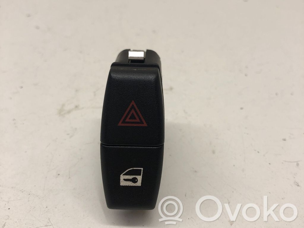 Hazard light switch   6919506,549519500