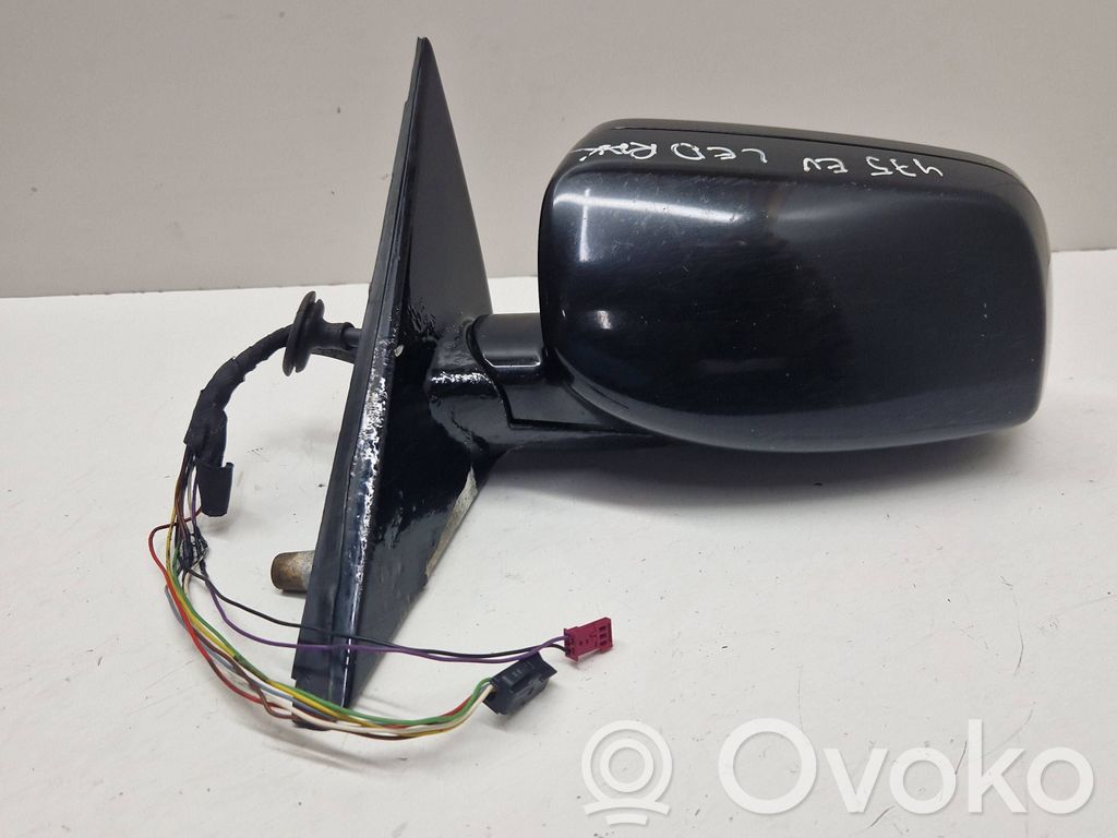 Front door electric wing mirror   E1010748