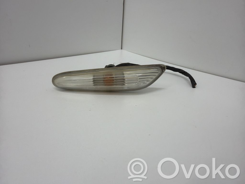 BMW 5 E60 E61 Front fender indicator light 