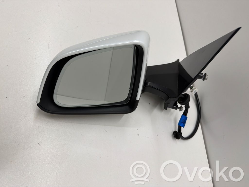 Tesla Model Y Elektryczne lusterko boczne drzwi przednich 