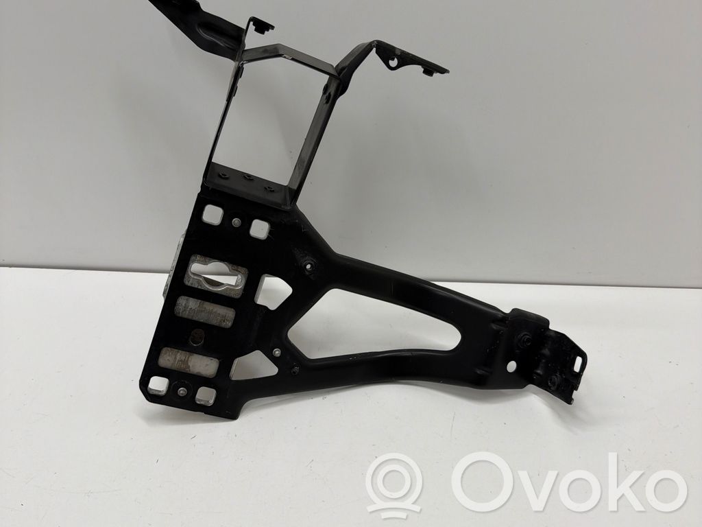 BMW 5 E60 E61 Front bumper mounting bracket 