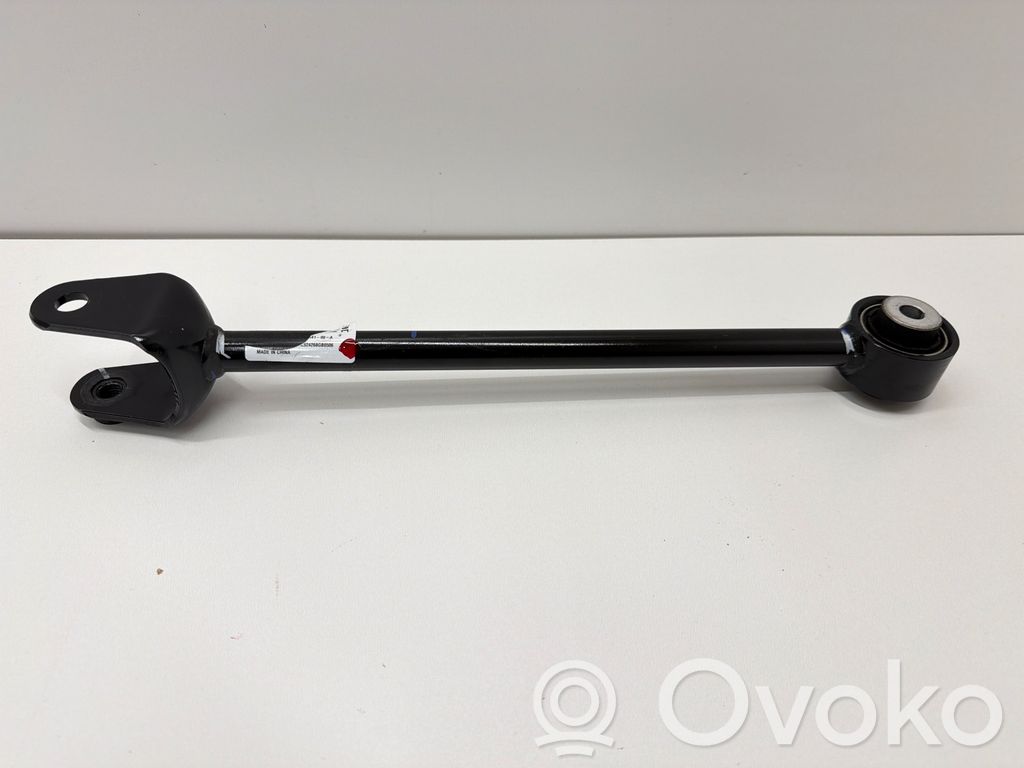 Tesla Model Y Takatukivarsi 