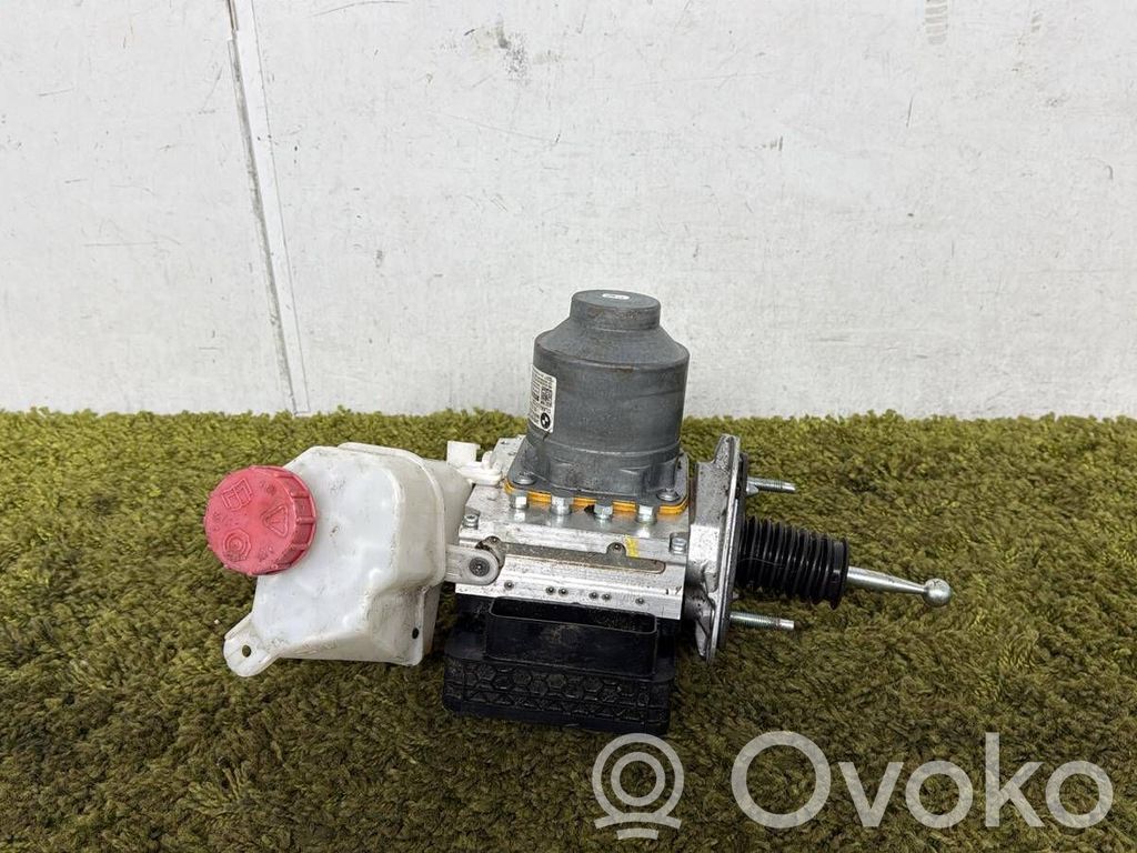 BMW 7 G70 ABS Blokas 