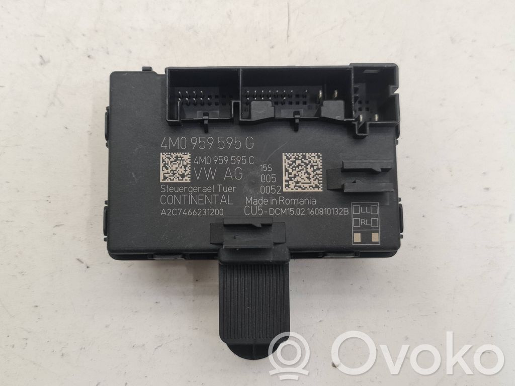 Audi Q7 4M Door control unit/module 