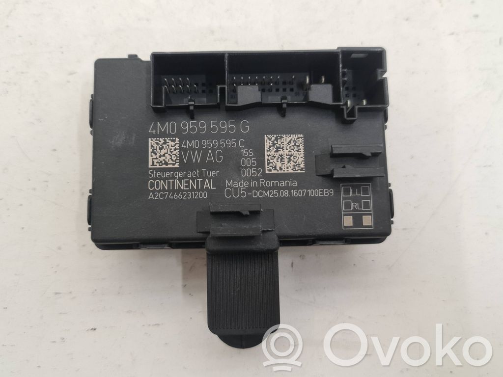 Audi Q7 4M Door control unit/module 