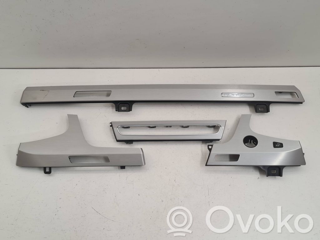 Panel trim   4M2853241B,4M2853240B,4M2853192L,4M2853242B