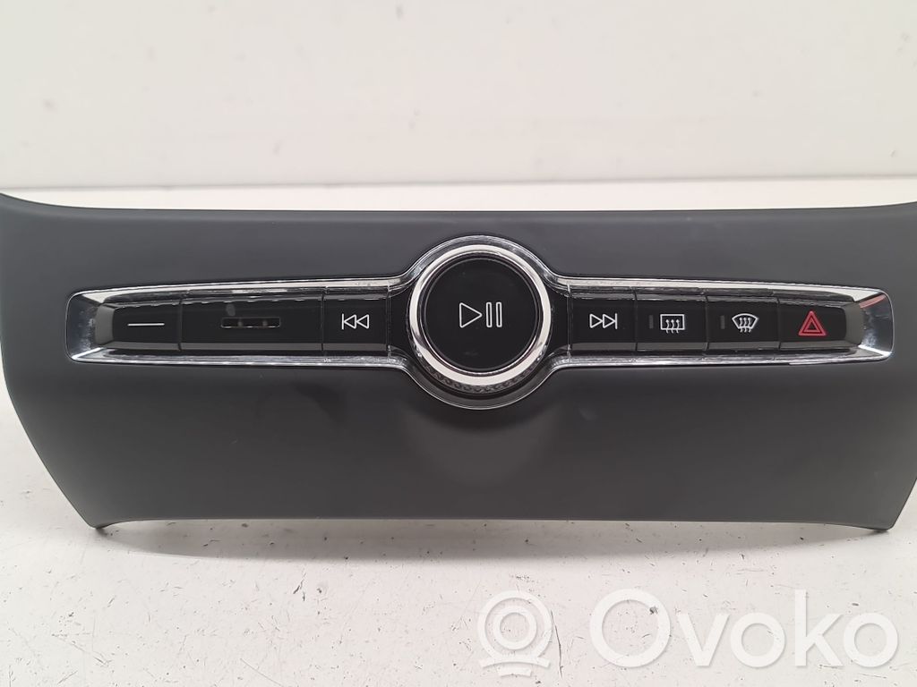 Volvo V60 Head unit multimedia control 