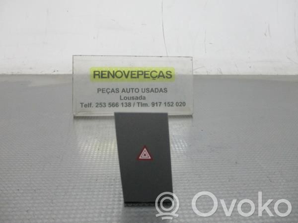 Hazard light switch   13138255