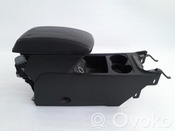 Seat Leon (5F) Armrest 