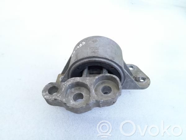 Fiat Grande Punto Engine mount bracket 