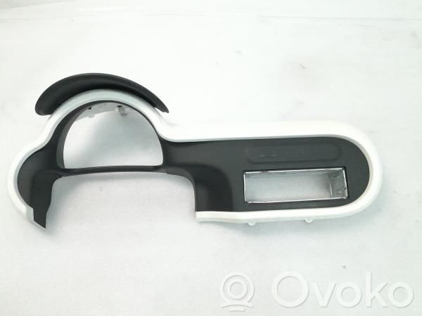 Moldura del panel   682481135R