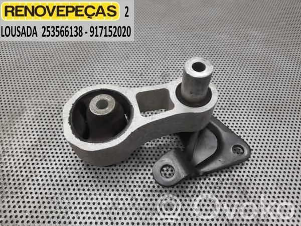 Ford Fiesta Engine mount bracket 