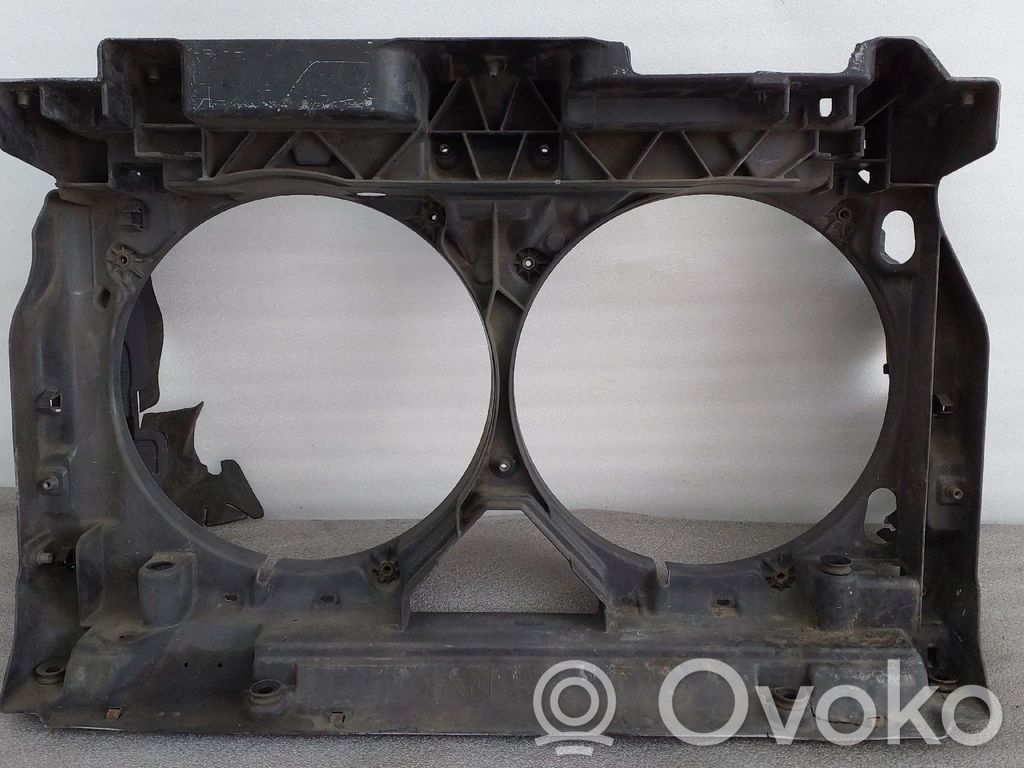 Peugeot 407 Radiatorių panelė 