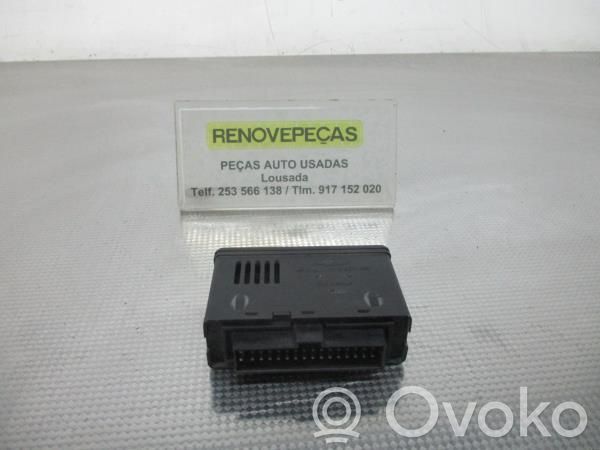 Unidad de control/módulo del bloqueo de puertas   98AG14K150AE