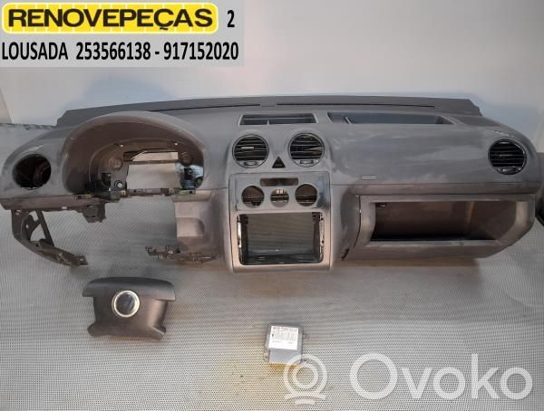 Volkswagen Caddy Oro pagalvių komplektas 