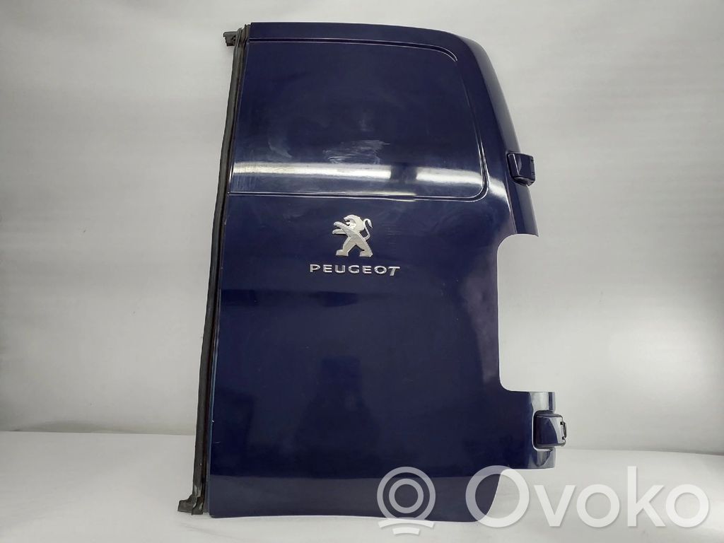 Tailgate/trunk/boot lid   DANO