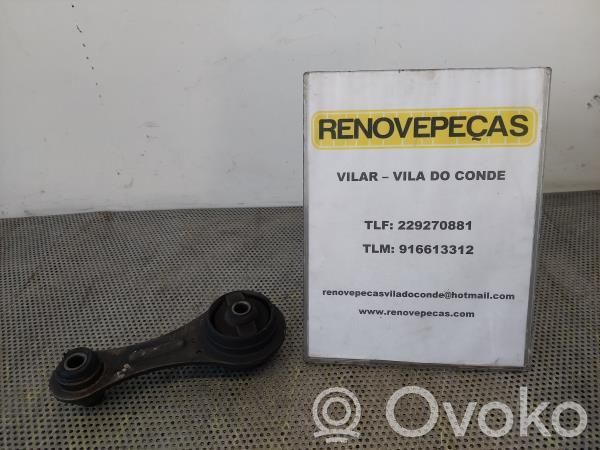 Renault Clio I Engine mount bracket 