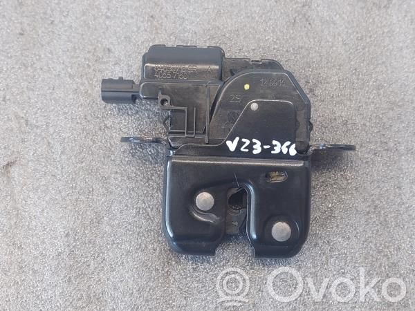 Renault Clio IV Tailgate exterior lock 
