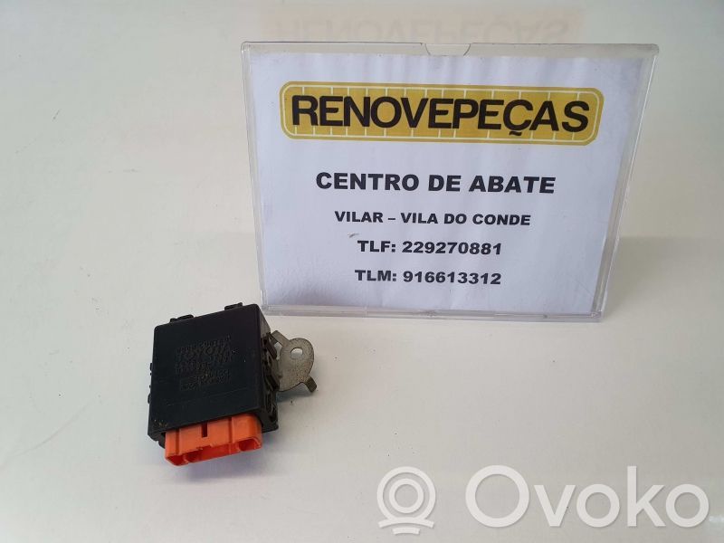 Toyota Corolla E110 Unidad de control/módulo de la puerta 