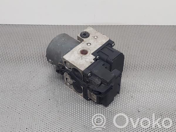 Toyota Yaris ABS-pumppu 