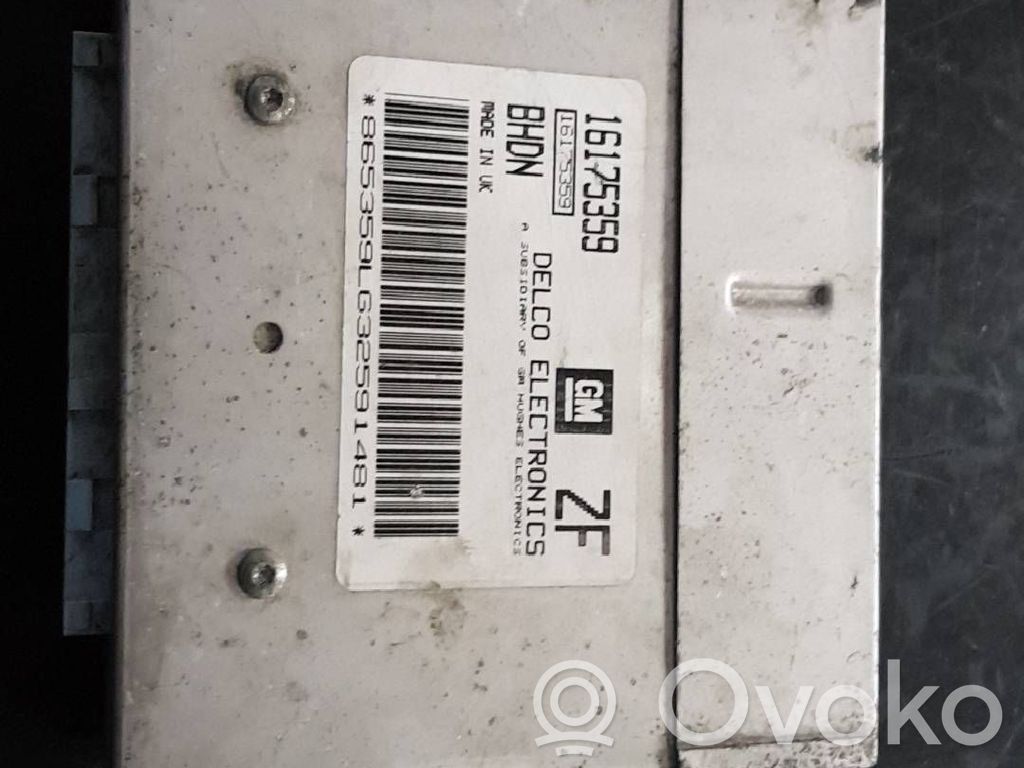 Opel Corsa B Unidad de control/módulo del motor 