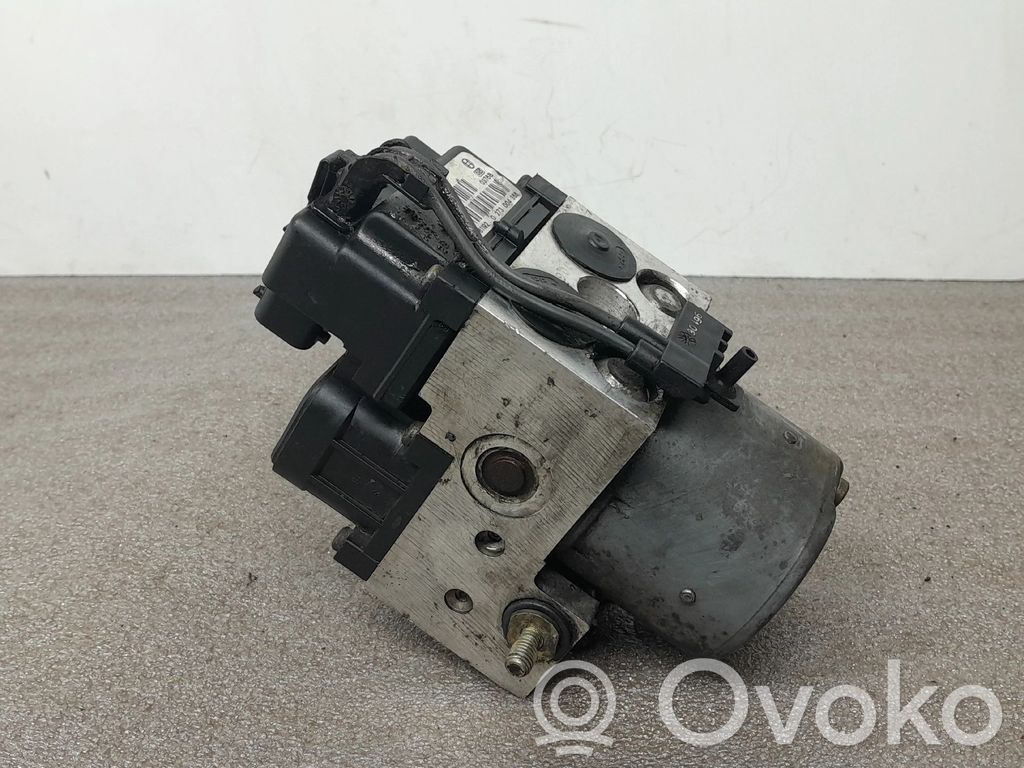 ABS bloks   004,273