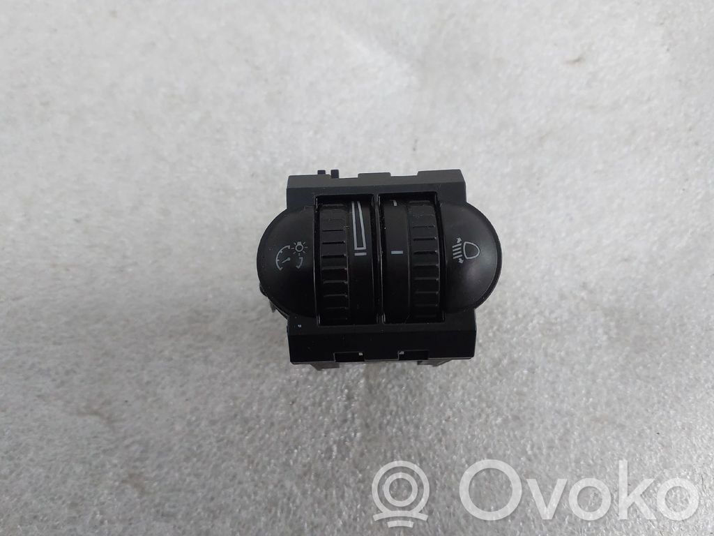 Light switch   5K0941333,REGULADORDELUZ