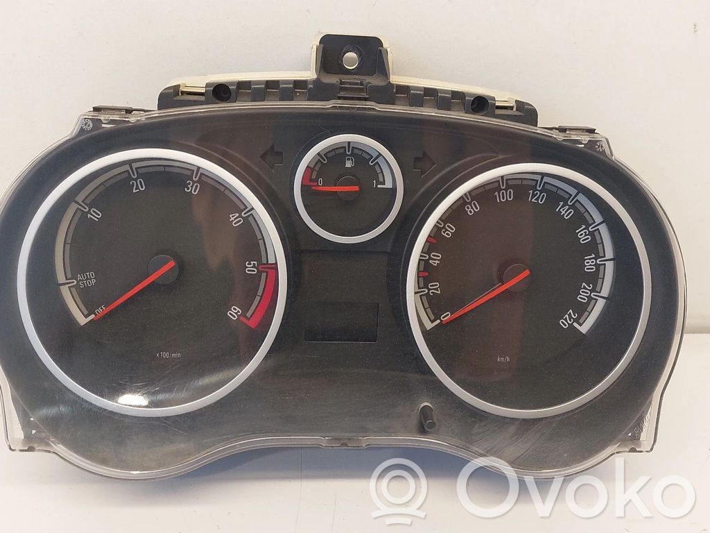 Opel Corsa D Nopeusmittari (mittaristo) 