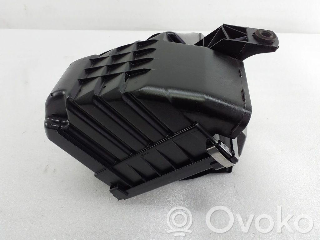 Air filter box   8D0129607