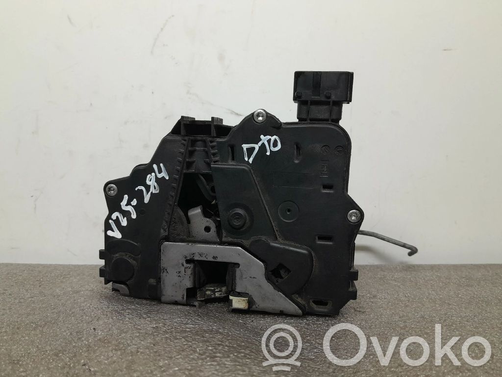 Front door lock   13258274