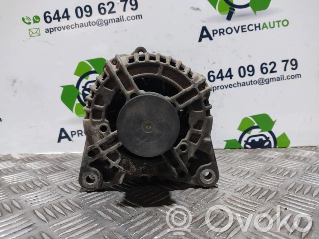 Renault Megane II Генератор 