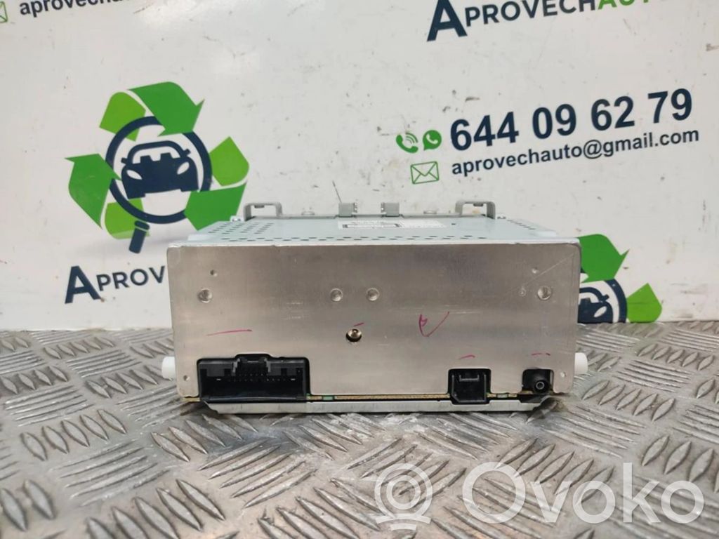Ford Fiesta Radio / CD-Player / DVD-Player / Navigation 
