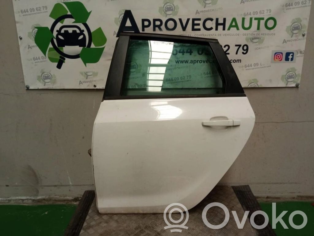Puerta trasera   13299734