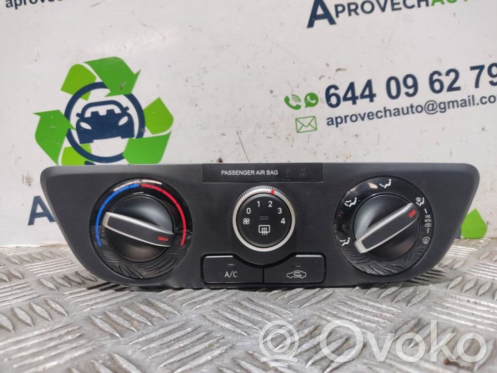 Hyundai i10 Climate control unit 